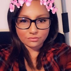 Meet your Posher, Julie